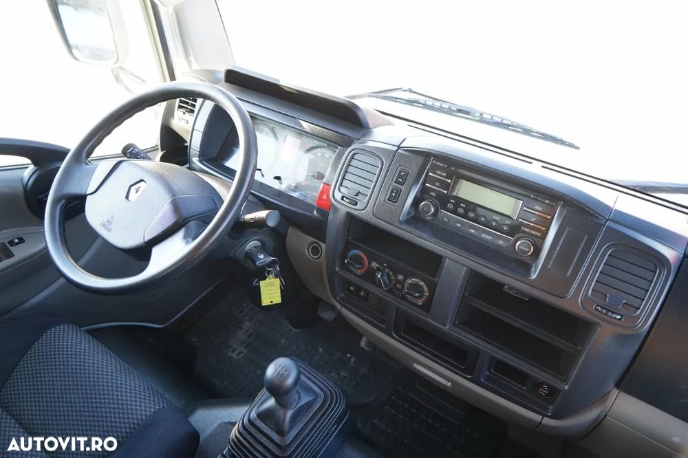 Renault MAXITY 140 / BALATĂ / DOUĂ TRANSPORTURI / MANUALĂ / 3 LOCURI / - 25