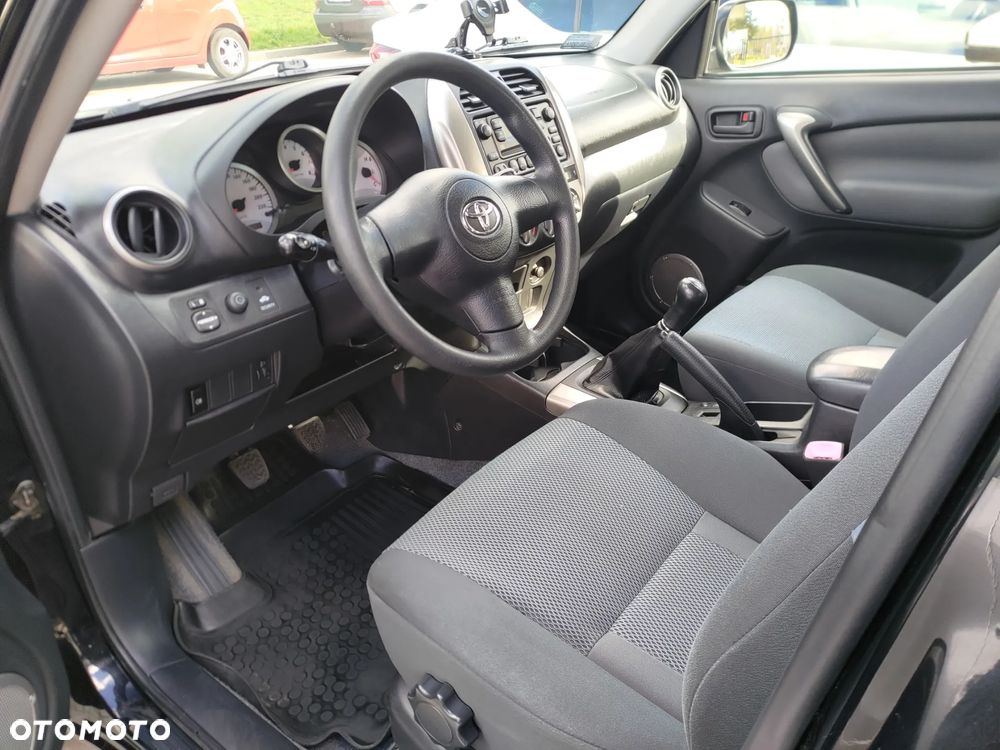 Toyota RAV4 1.8 VVT-i Luna 2WD - 2