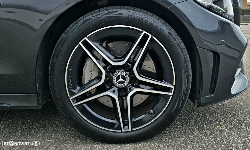 Mercedes-Benz C 300 de AMG Line - 16