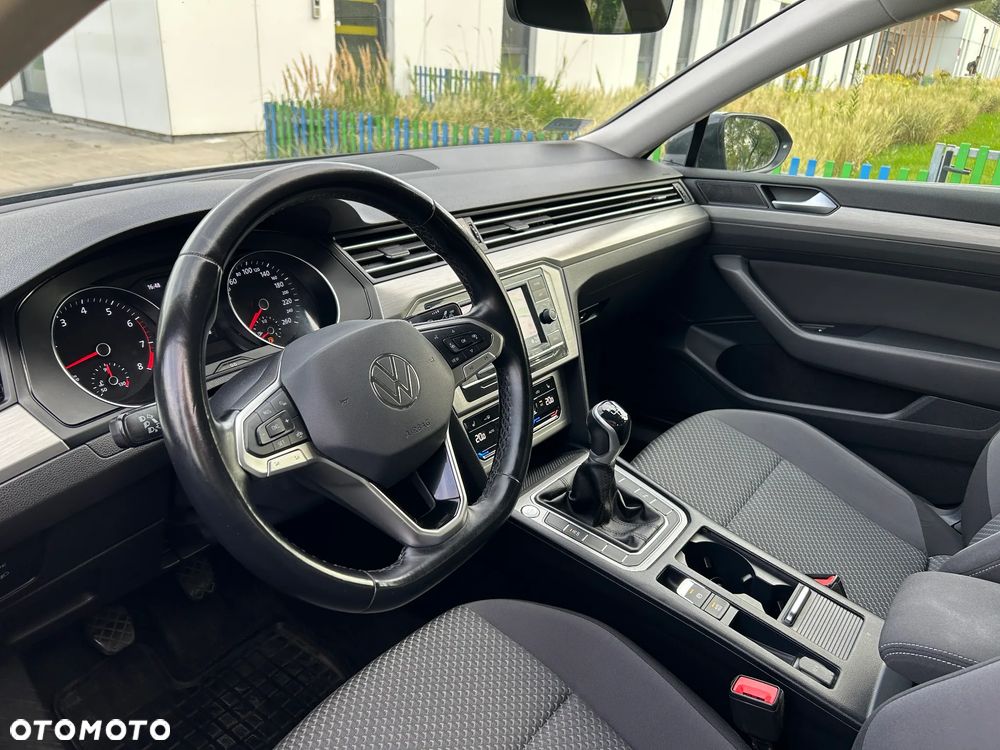 Volkswagen Passat 1.5 TSI EVO Essence - 19