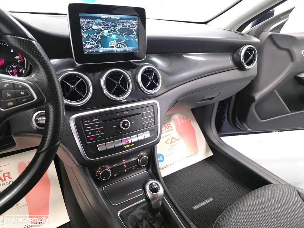 Mercedes-Benz CLA 180 d Shooting Brake Urban - 59