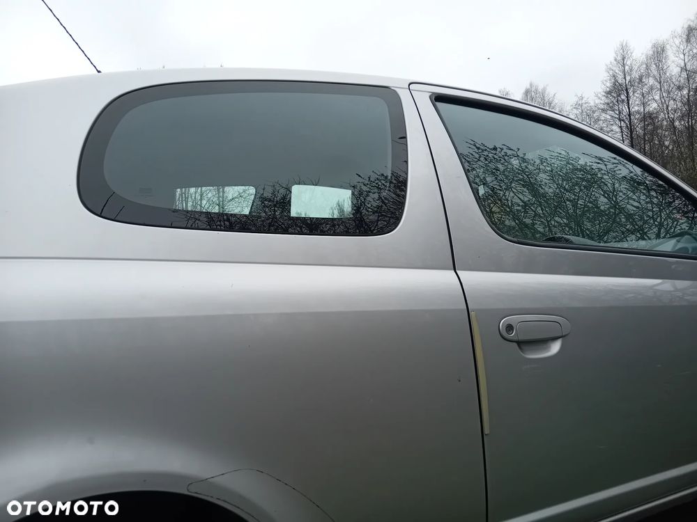 Toyota Yaris 1.3 Terra Plus - 20