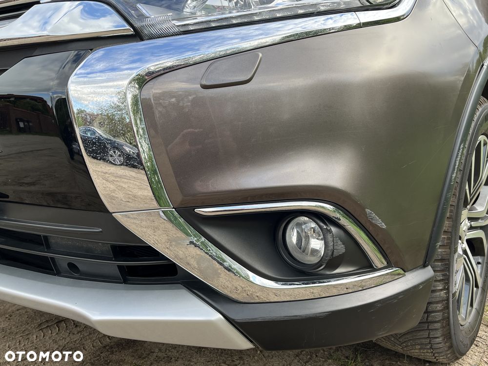 Mitsubishi Outlander 2.0 Intense + 4WD CVT - 30