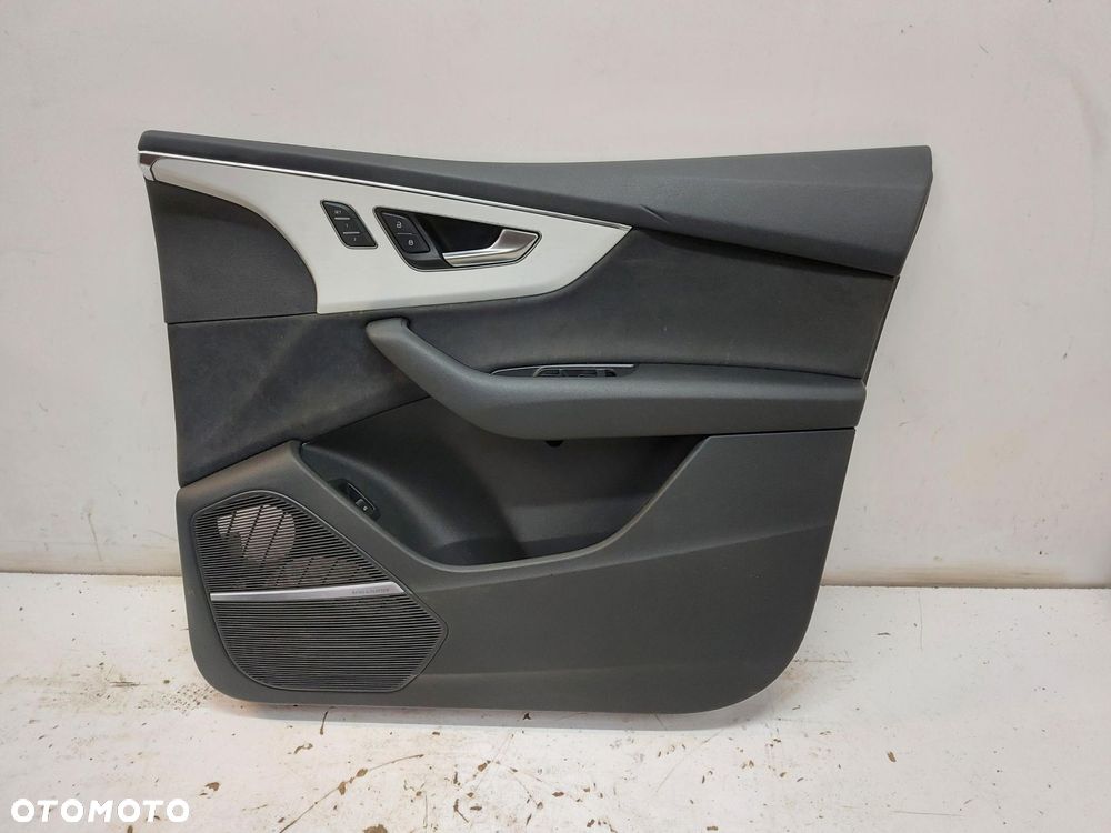 Audi Q7 II LIFT 4M0 TFSI tapicerka boczek drzwi prawa prawy przód - 1