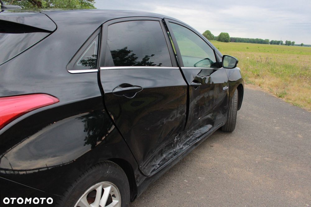 Hyundai i30 1.6 GDI Comfort - 25