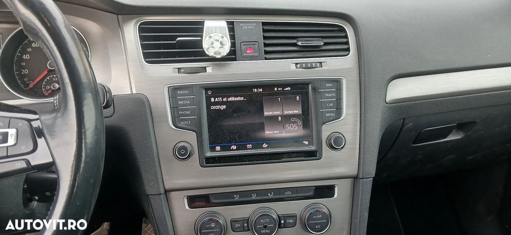 Volkswagen Golf 1.6 TDI BlueMotion Technology Comfortline - 9