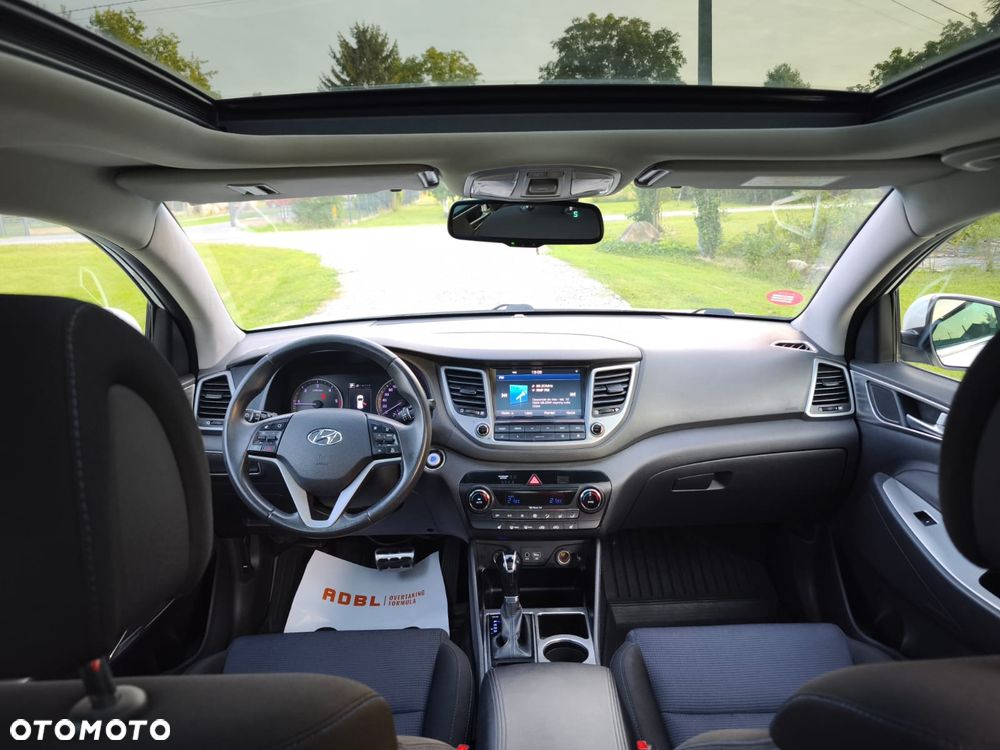 Hyundai Tucson blue 1.7 CRDi 2WD DCT Premium - 23