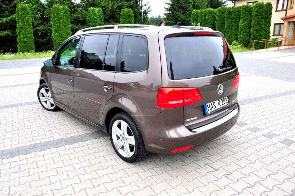 Volkswagen Touran - 21