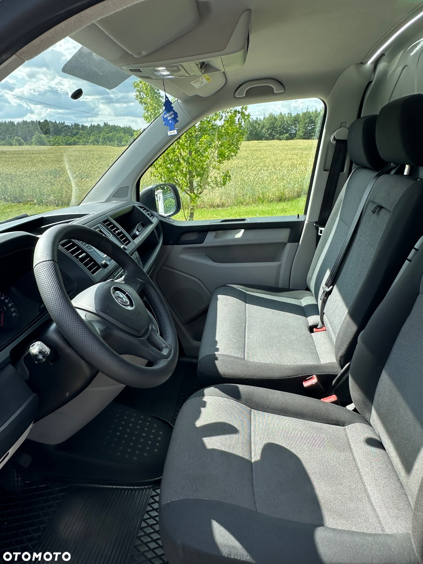 Volkswagen Transporter - 16