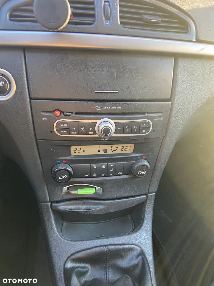 Renault Laguna ENERGY dCi 130 FAP Start & Stop Limited - 8