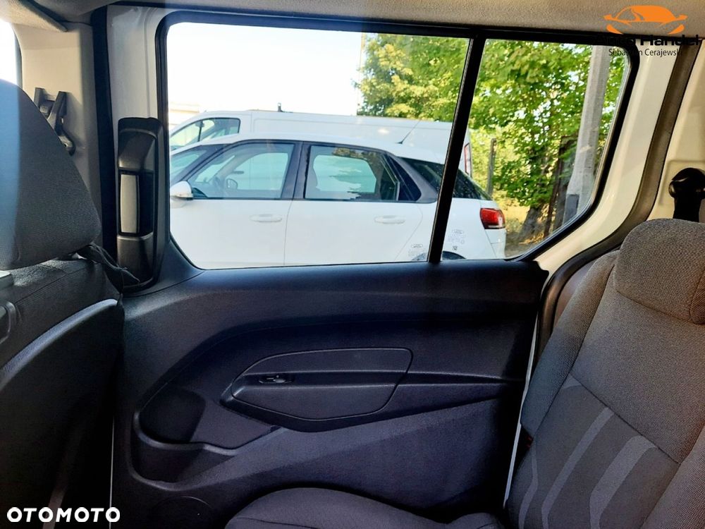 Ford Transit Connect - 39