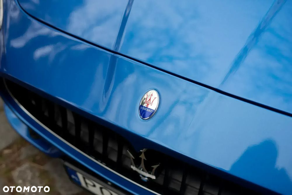 Maserati GranTurismo S - 8