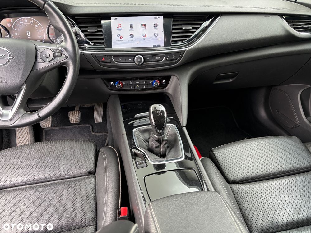 Opel Insignia - 19