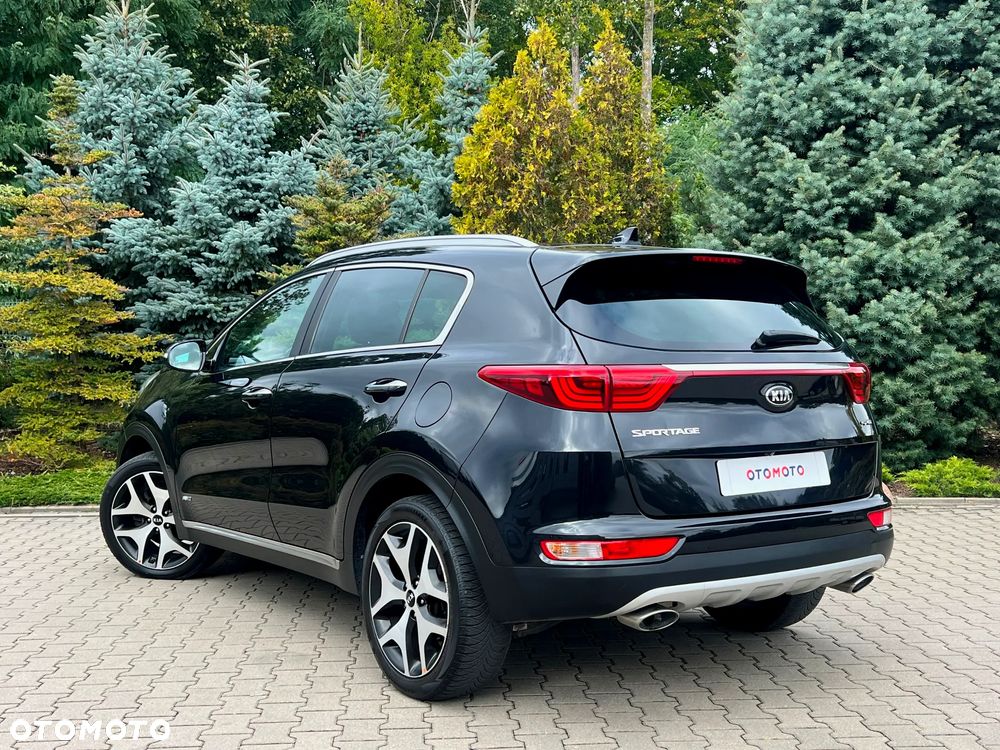 Kia Sportage 2,0 CRDI AWD GT Line - 3