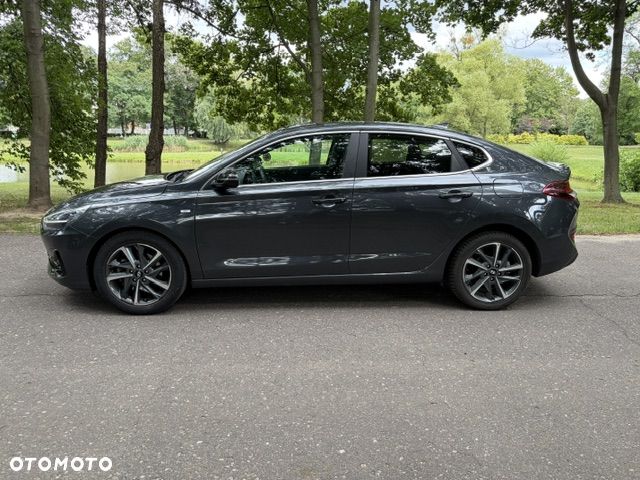 Hyundai i30 1.5 T-GDI 48V Executive - 3