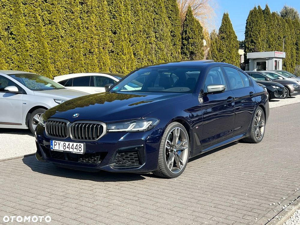 BMW Seria 5 M550i xDrive - 1