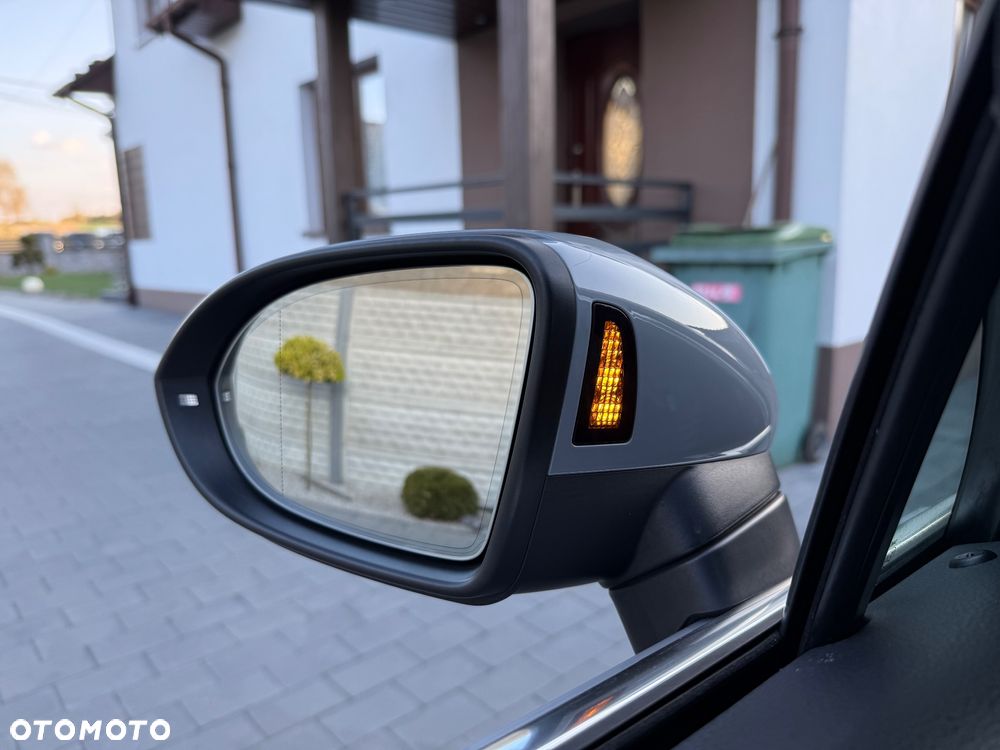 Volkswagen Passat 2.0 TDI EVO Business - 10