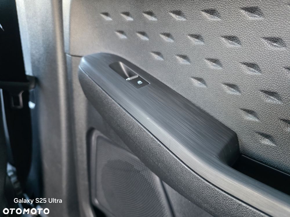 Ford Kuga 1.5 EcoBoost ST-LINE - 34