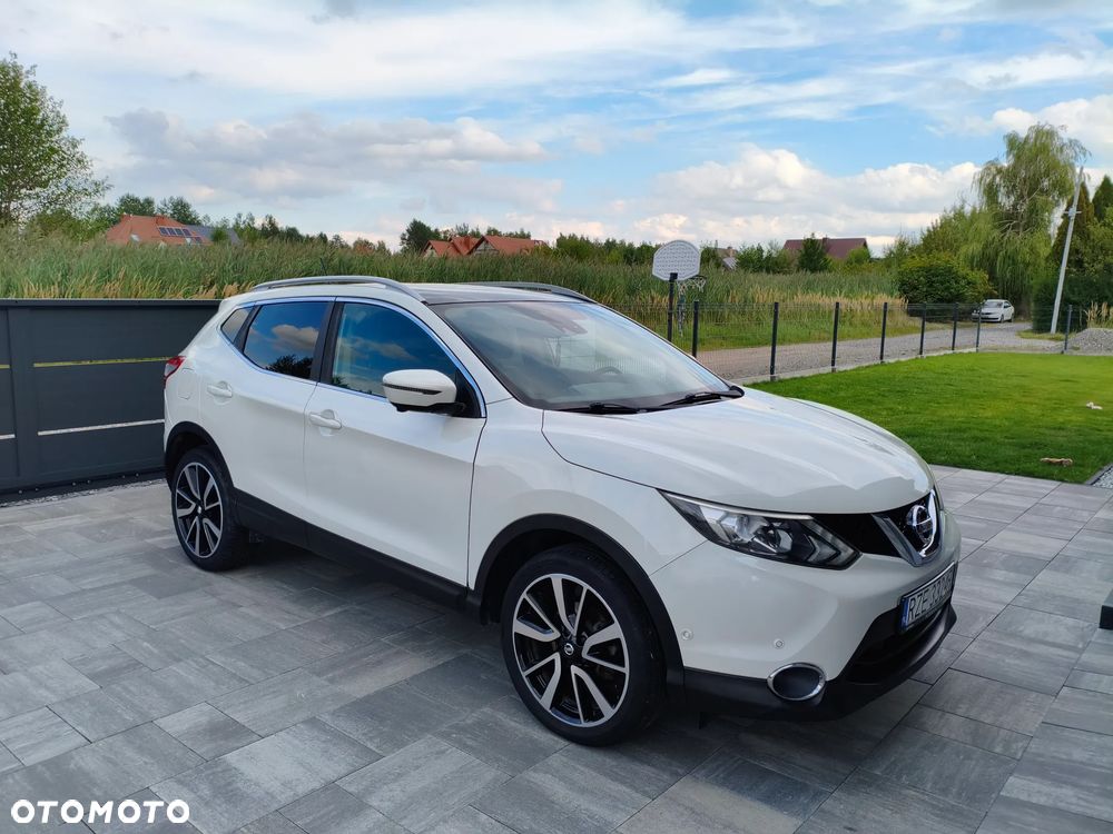 Nissan Qashqai 1.6 DCi Tekna+ Xtronic - 1