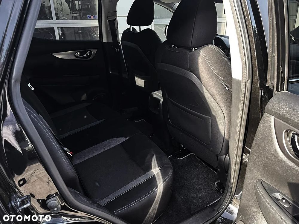 Nissan Qashqai 1.5 dCi N-CONNECTA - 10