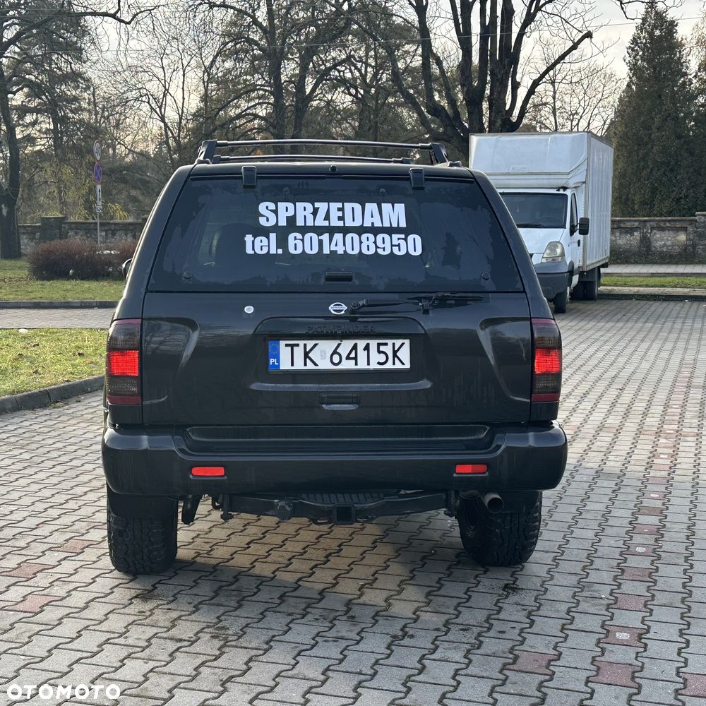 Nissan Pathfinder 3.5 V6 - 4