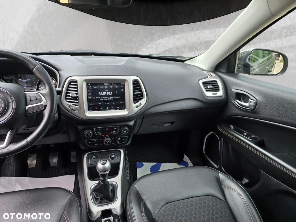 Jeep Compass 1.4 MultiAir Business Line - 16