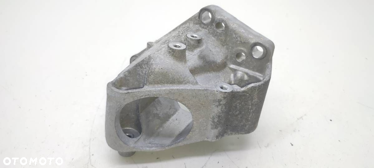 ŁAPA MOCOWANIE PODPORA PÓŁOSI VOLVO S90 B5 2.0 II 32325434 - 4