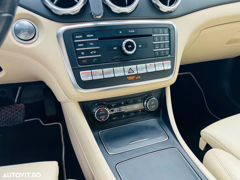 Mercedes-Benz GLA 200 d 4MATIC Aut. - 12