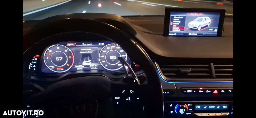 Audi Q7 - 6