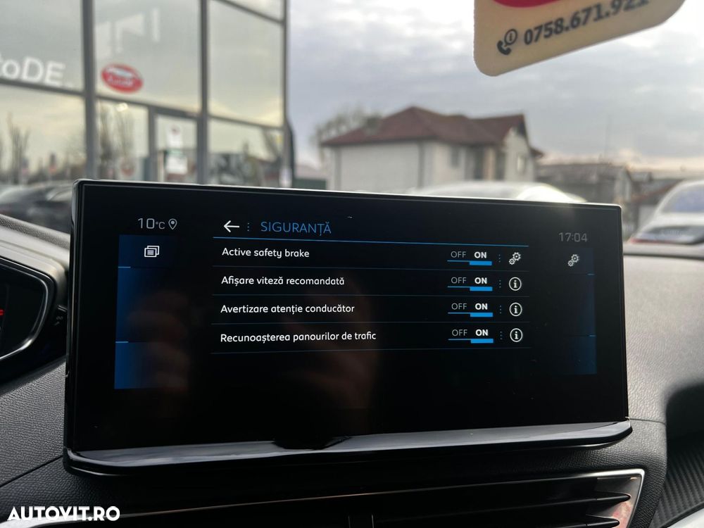 Peugeot 3008 1.2 PureTech 130 EAT8 Allure Pack - 22