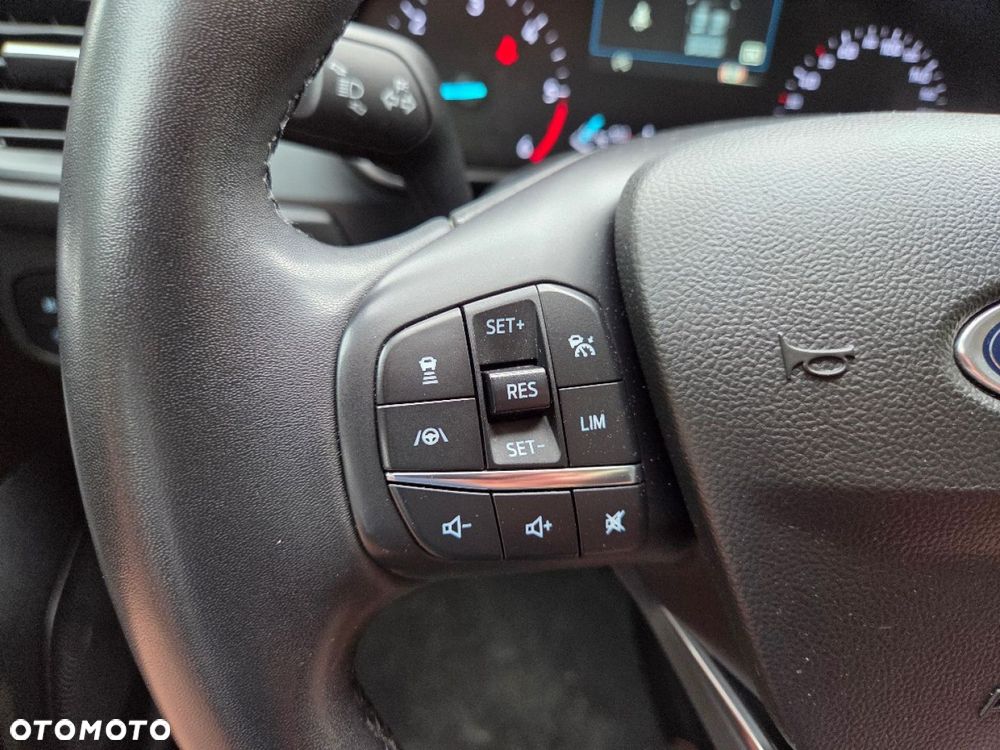 Ford Focus 1.5 EcoBlue Start-Stopp-System TITANIUM - 12