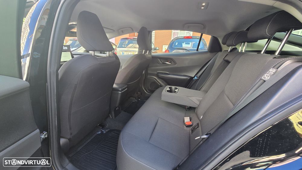 Toyota Prius 2.0 Plug-in Exclusive - 18