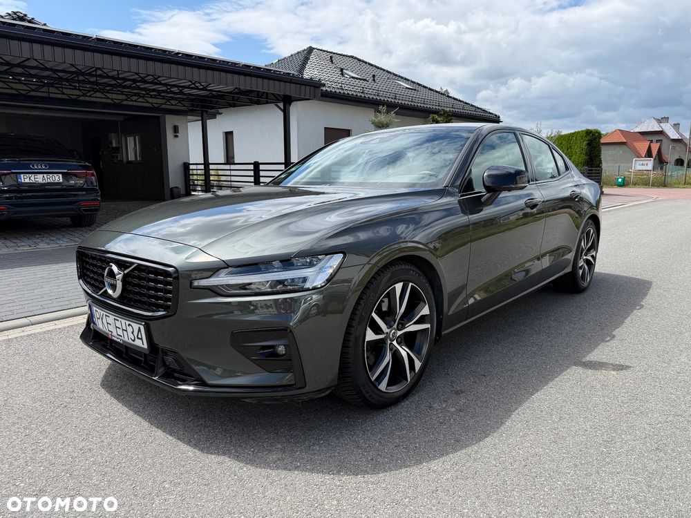 Volvo S60 B4 B R-Design - 5
