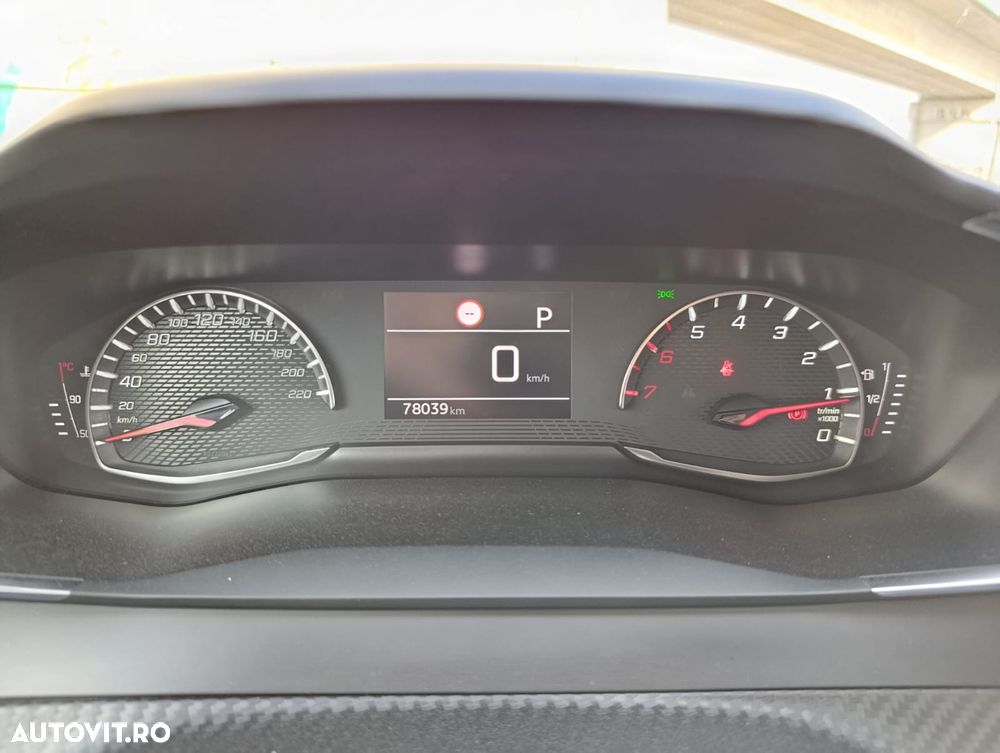 Peugeot 208 1.2 L PureTech STT EAT8 Active Pack - 11