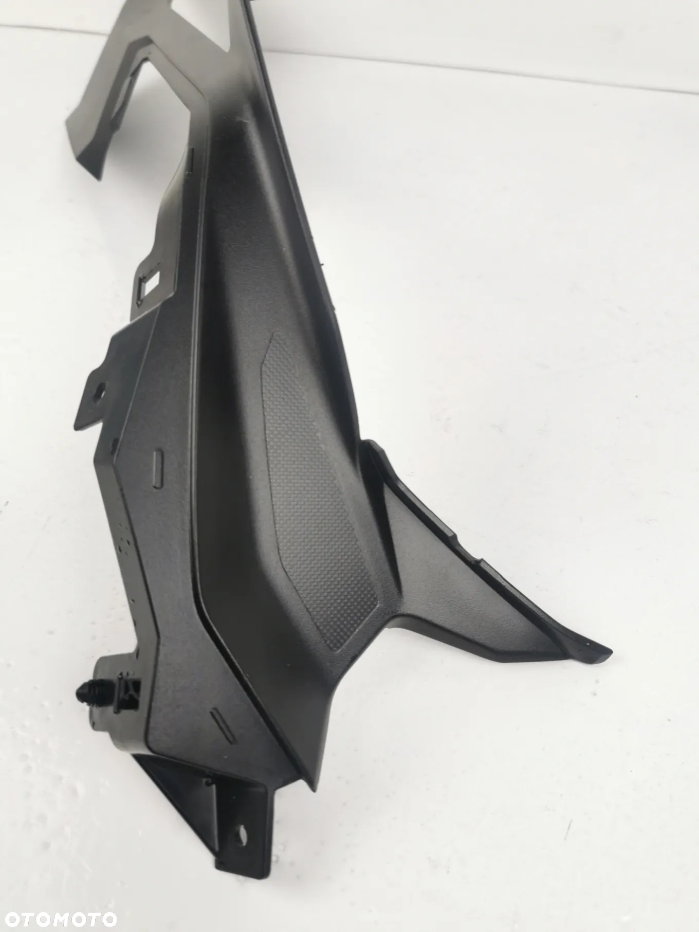 Triumph Street Triple 765RS wypełnienie boku boczku owiewki prawa 23- - 4
