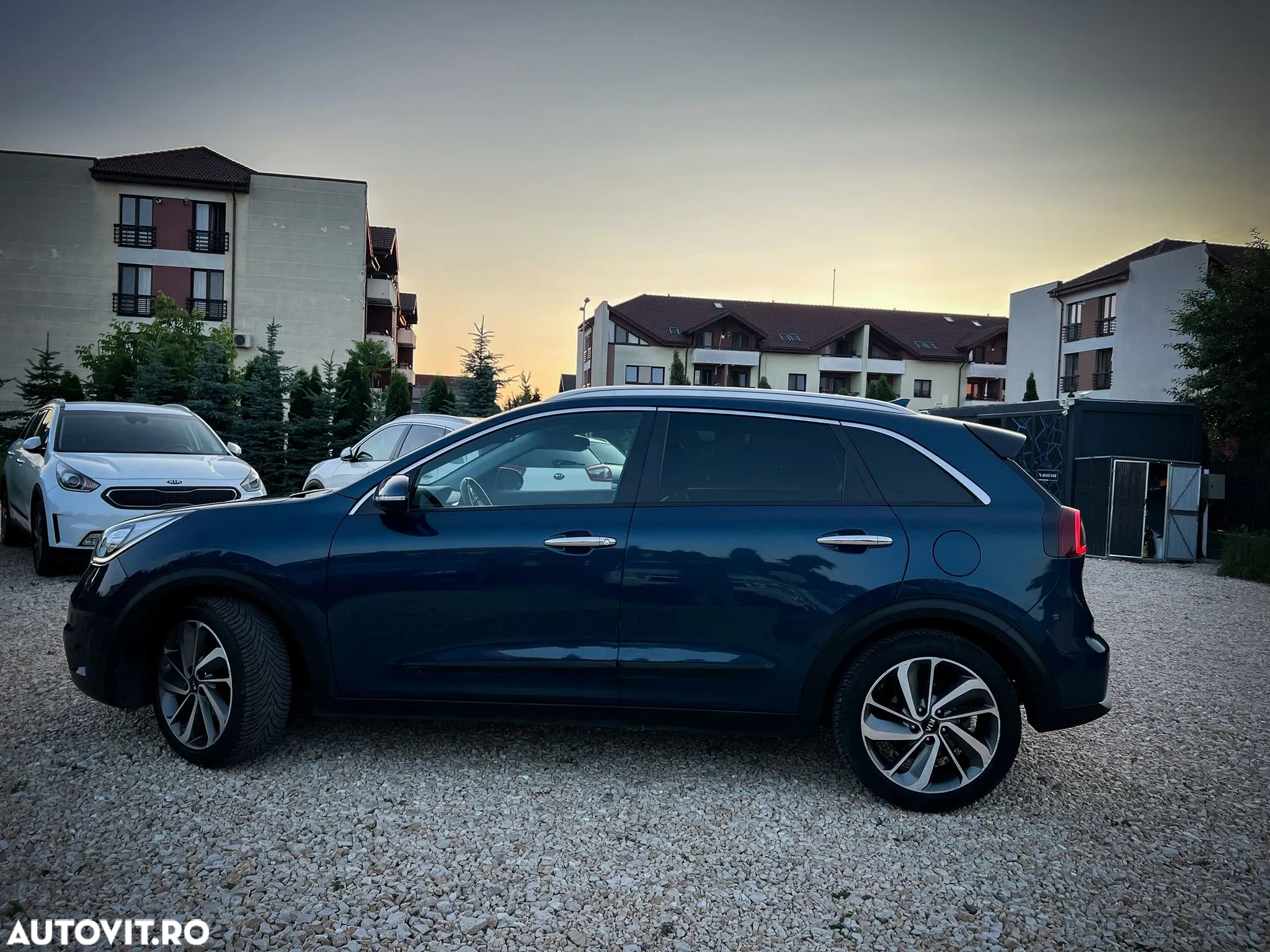 Kia Niro 1.6 GDI 6DCT HEV Premium - 6