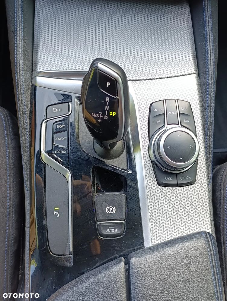 BMW Seria 5 520d M Sport sport - 20