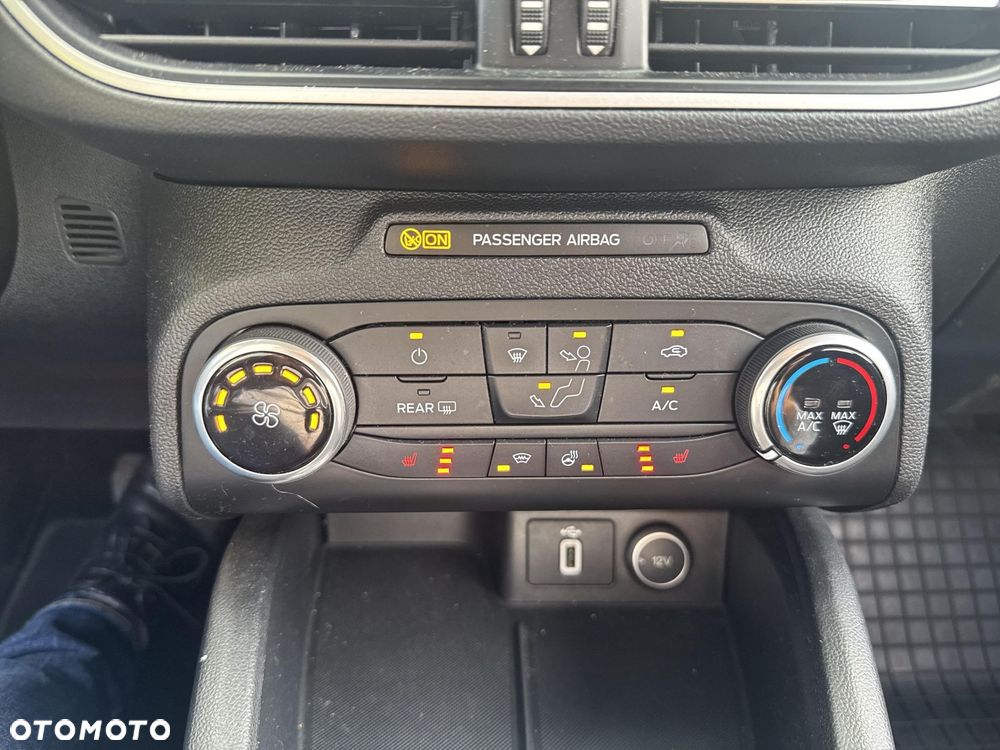 Ford Focus - 14