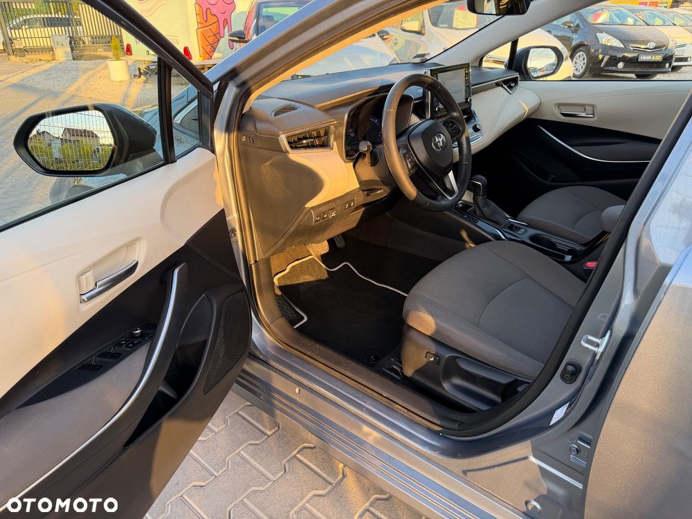 Toyota Corolla 1.8 Hybrid Comfort - 13