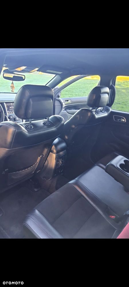 Jeep Grand Cherokee - 8