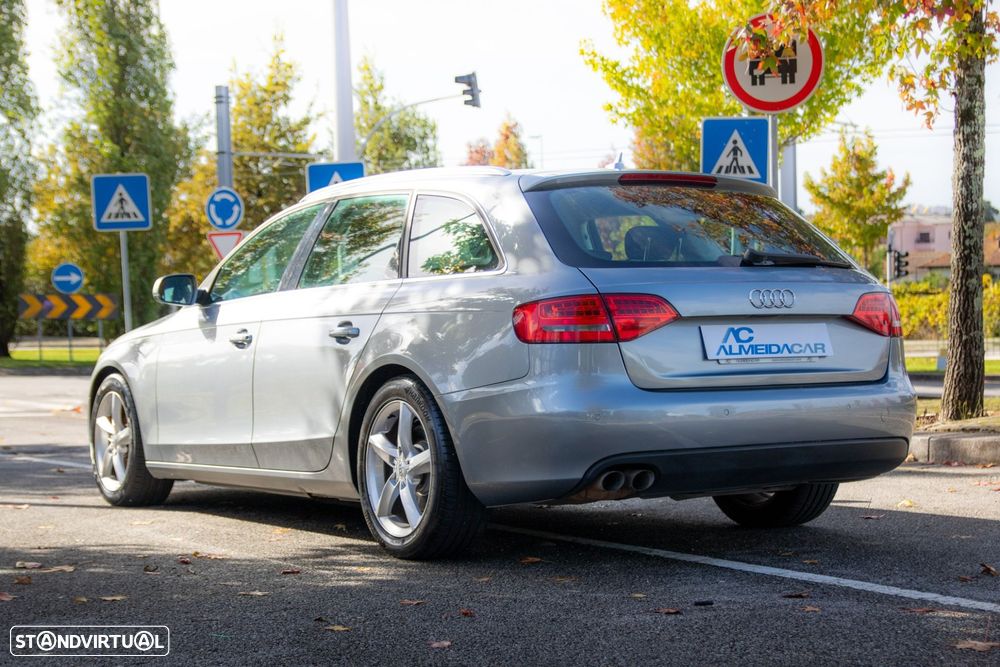 Audi A4 Avant 2.0 TDI Advance - 35