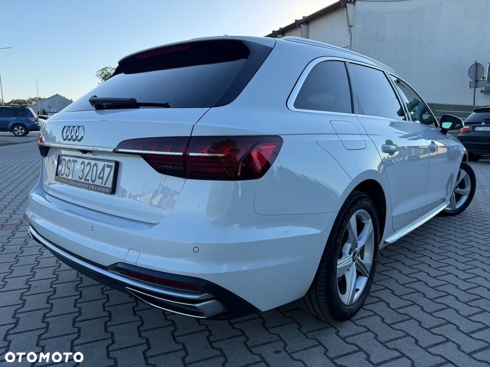 Audi A4 Avant 2.0 TDI ultra S tronic design - 4