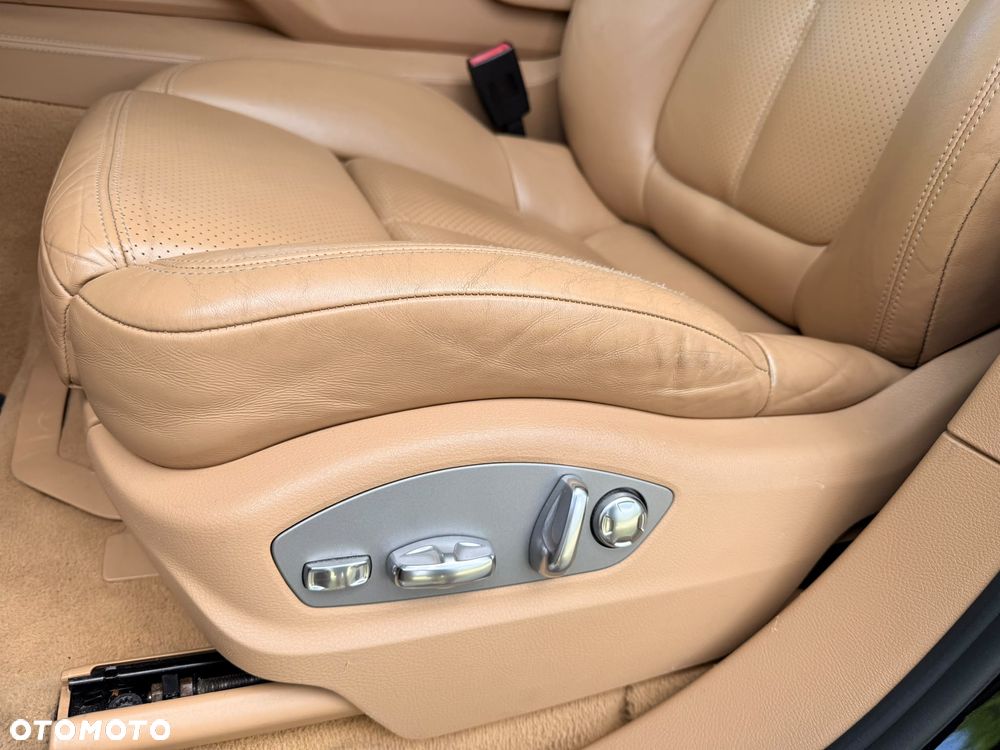 Porsche Cayenne Tiptronic S - 8