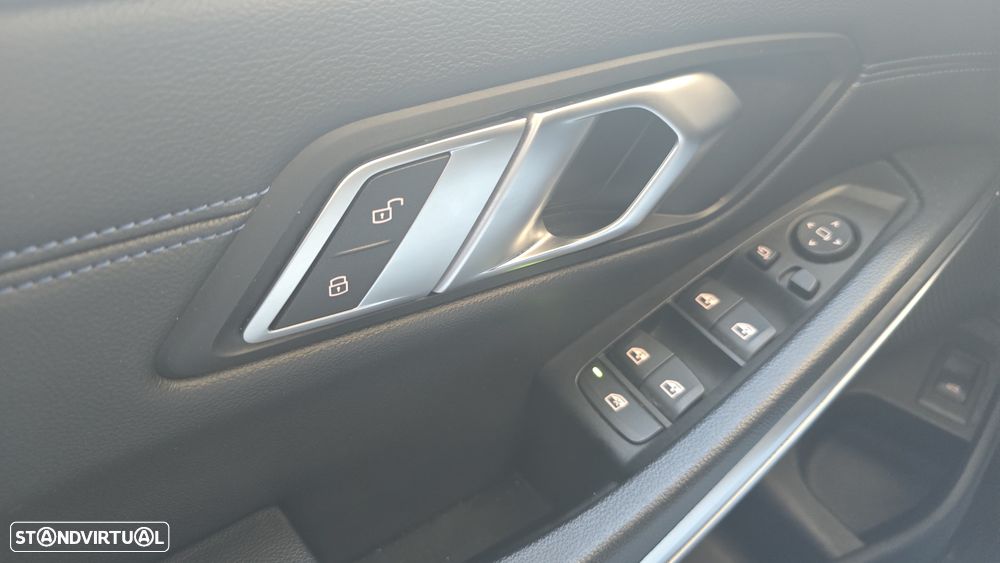 BMW 320 d Touring Pack M Auto - 31