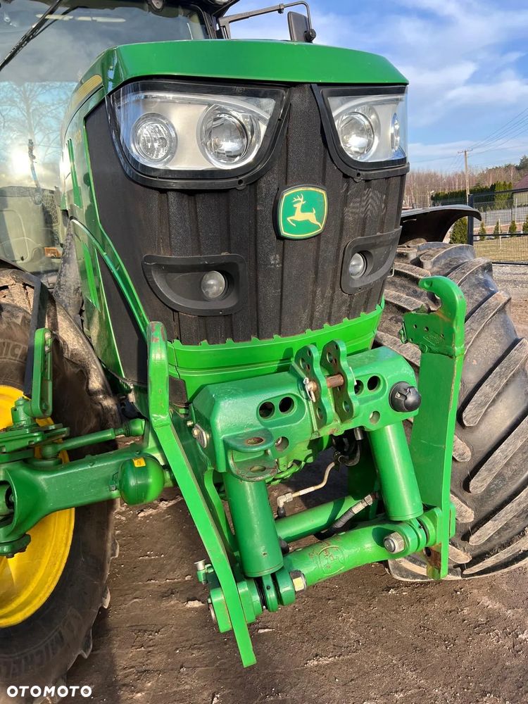 John Deere 6150R - 8