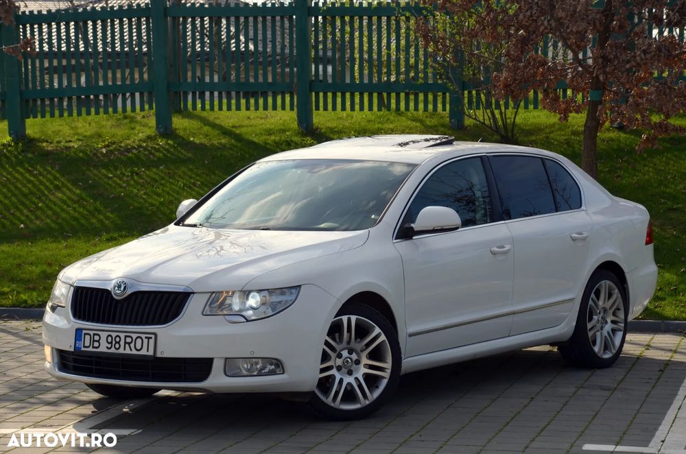 Skoda Superb 2.0 TDI Elegance DSG - 3