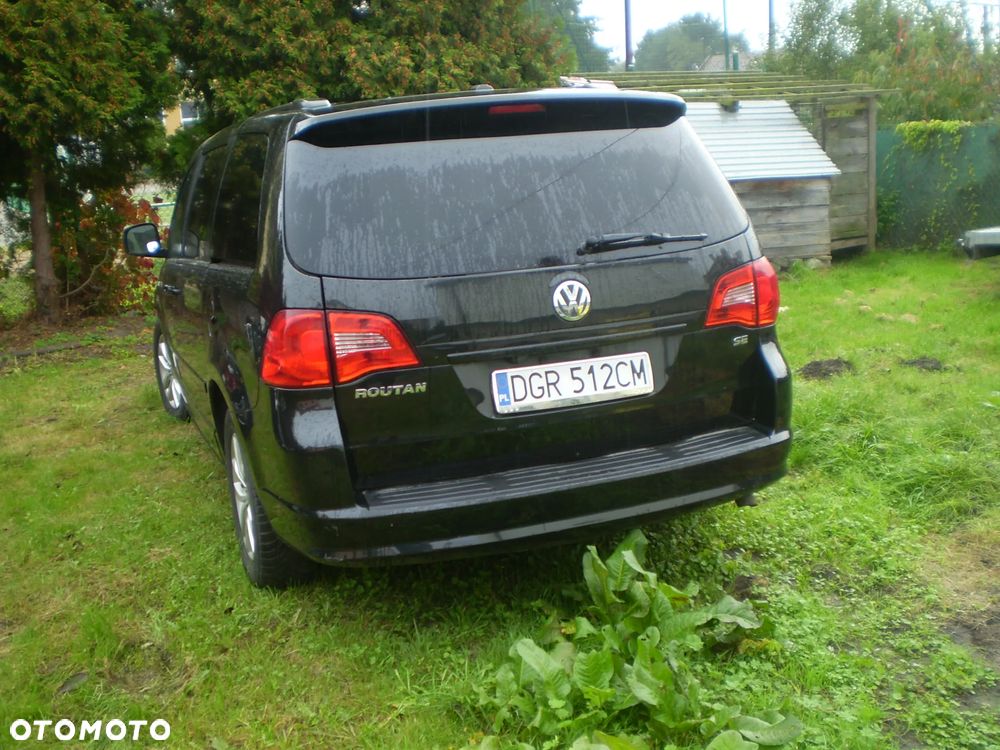 Volkswagen Routan - 2
