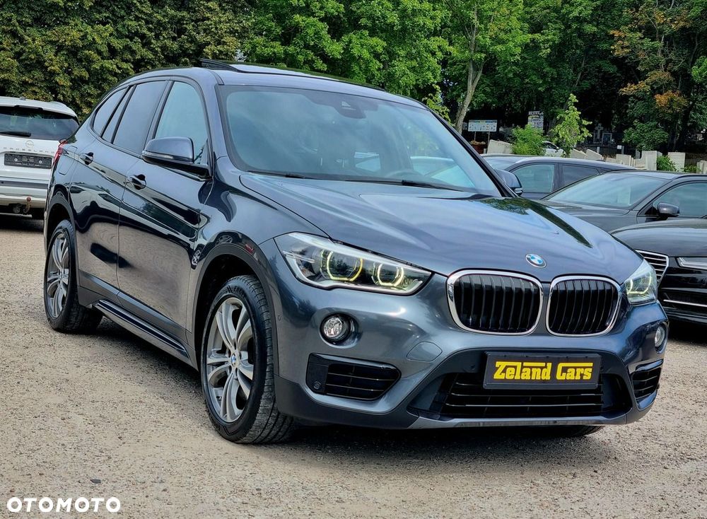 BMW X1 xDrive20d Sport Line - 3
