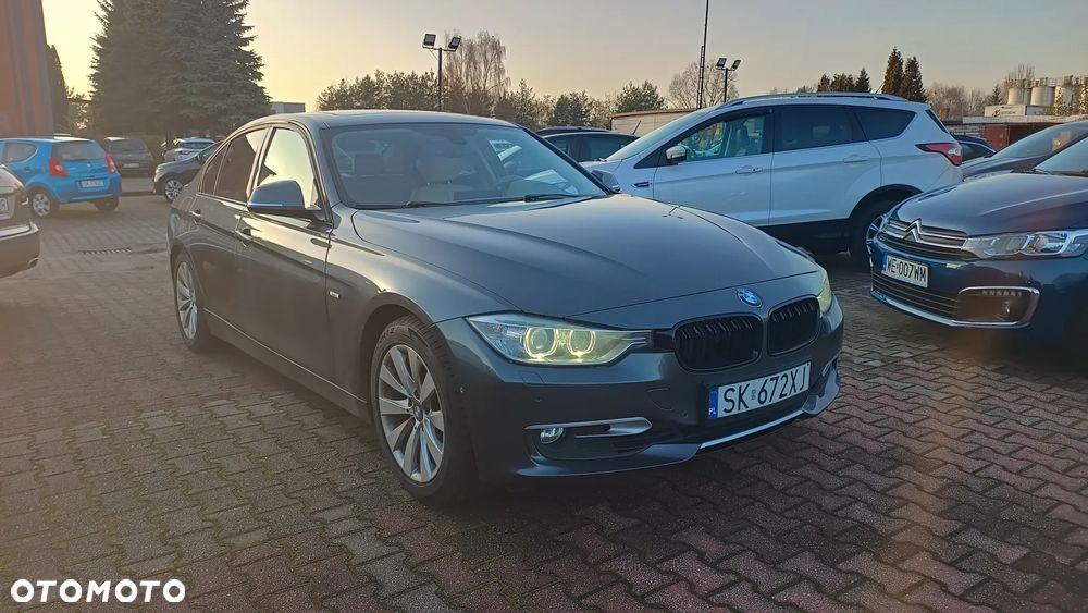 BMW Seria 3 - 25