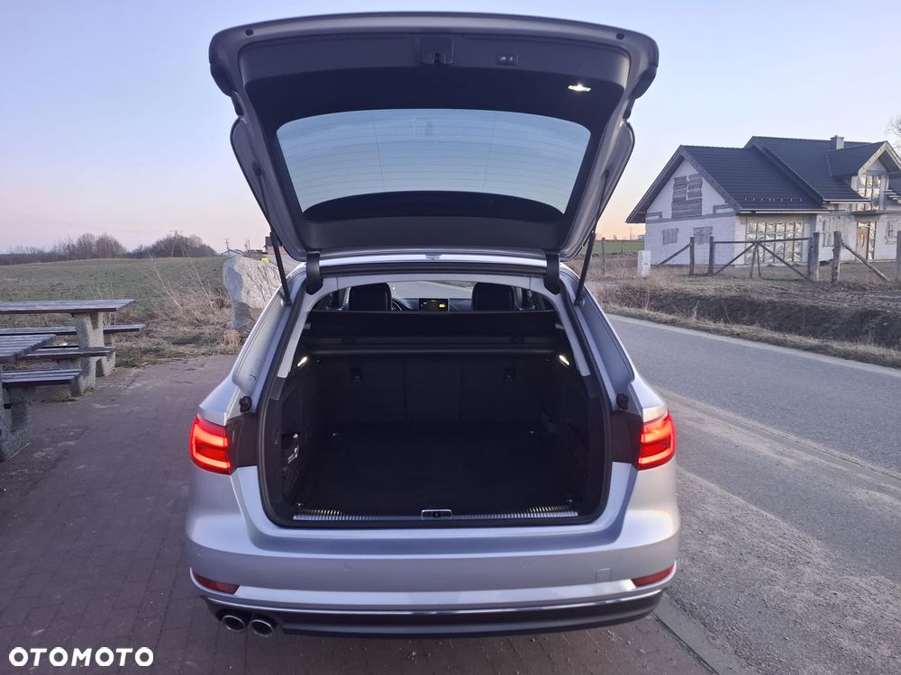 Audi A4 Avant 2.0 TDI S tronic - 9